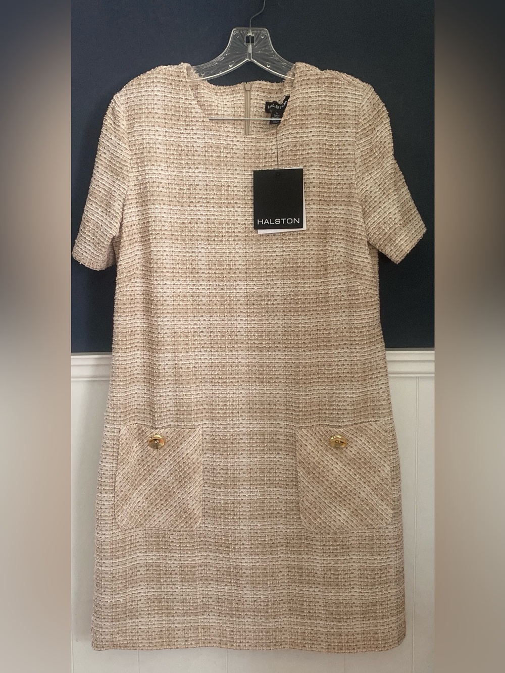 Halston NWT Tweed Shift Dress Size 12 Stone Multi Gold Button Patch Pocket